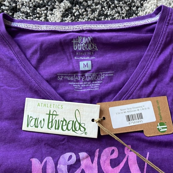 Raw Threads "Never Stop Dreaming" V-neck capped sleeve tee - Picture 3 of 3